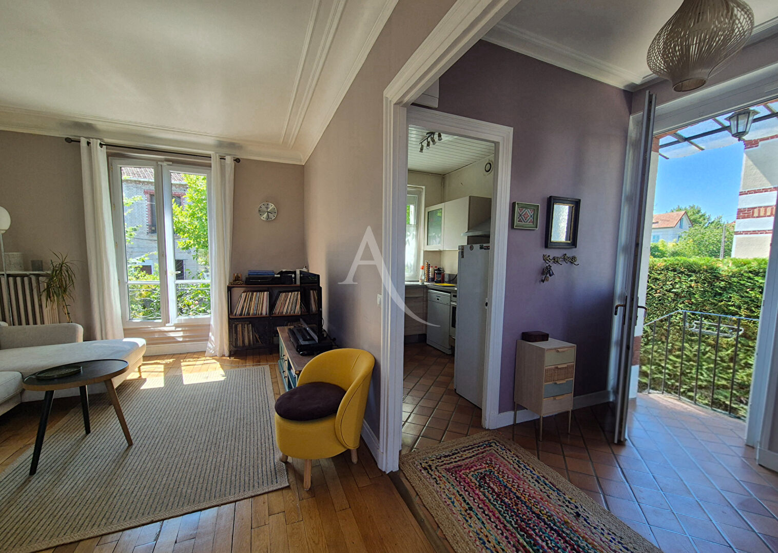 Quartier pavillonnaire recherché  -  Maison indépendante JARDIN