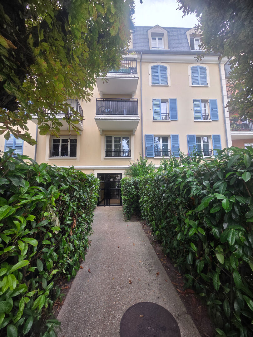 Eléguant  appartement F3 avec stationnement sur quartier recherché d'Aulnay sous Bois !