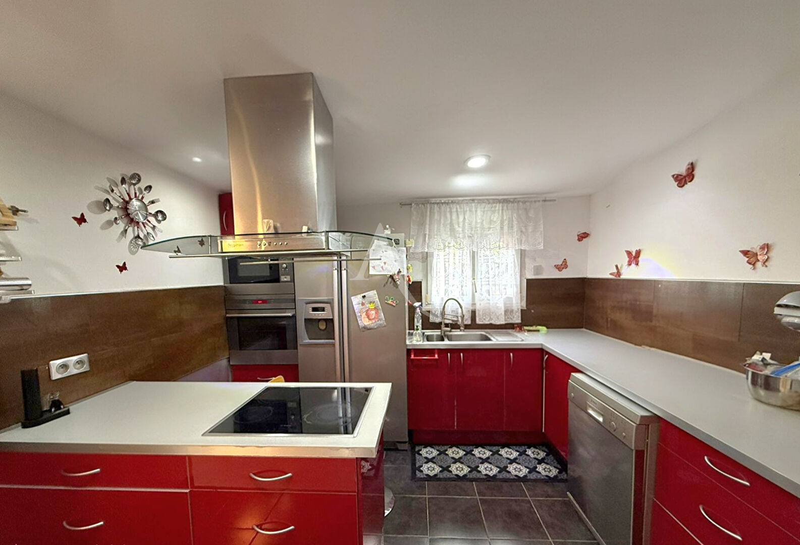 Photo Charmante maison entre centre-ville et RER A - Idéal premier achat ! image 3/6