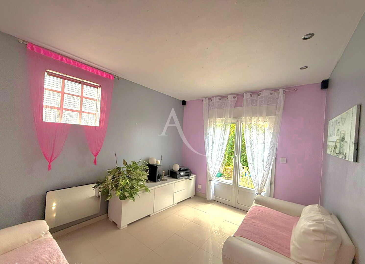 Photo Entre CENTRE-VILLE et RER A : Maison 3 chambres image 3/6