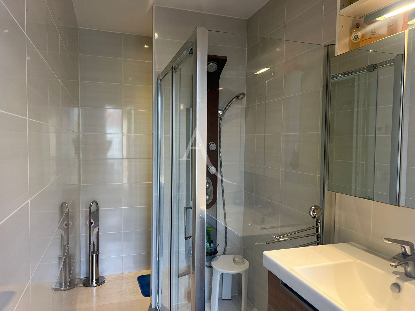 Photo Maison de charme au coeur d'un quartier résidentiel des pavillons sous bois image 5/6