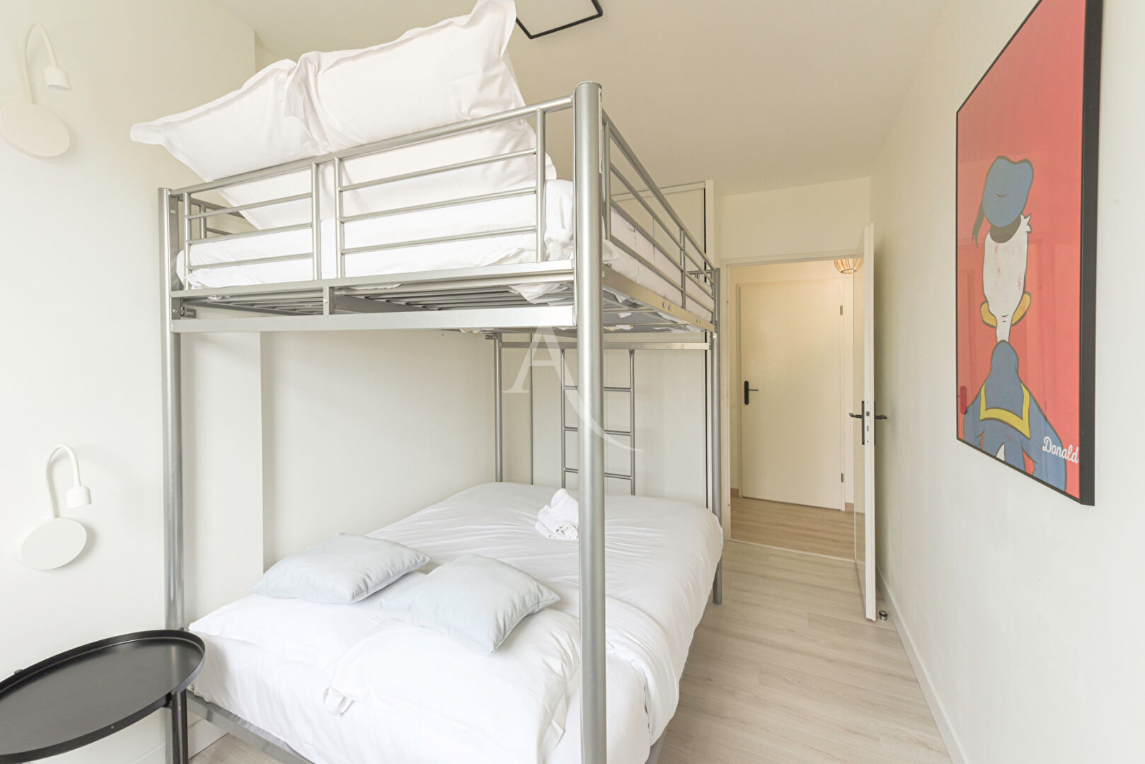 Photo Appartement lumineux au dernier étage, à deux pas du RER A ! image 5/6