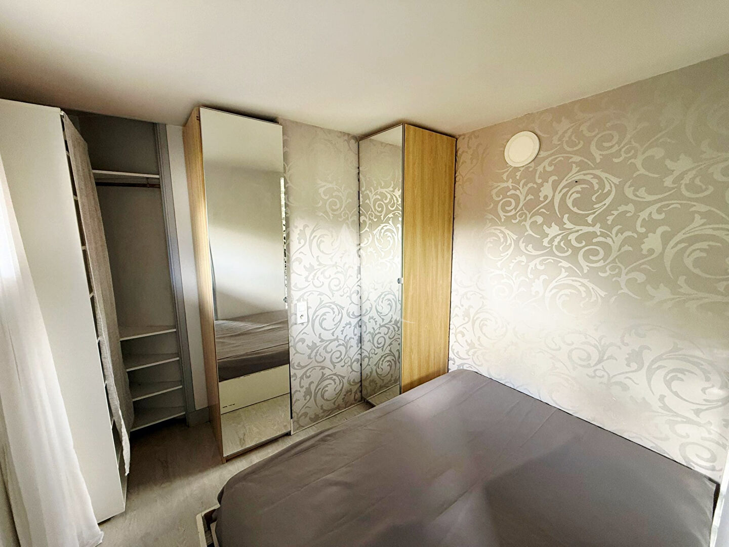 Photo Grand Studio avec BALCON image 4/6