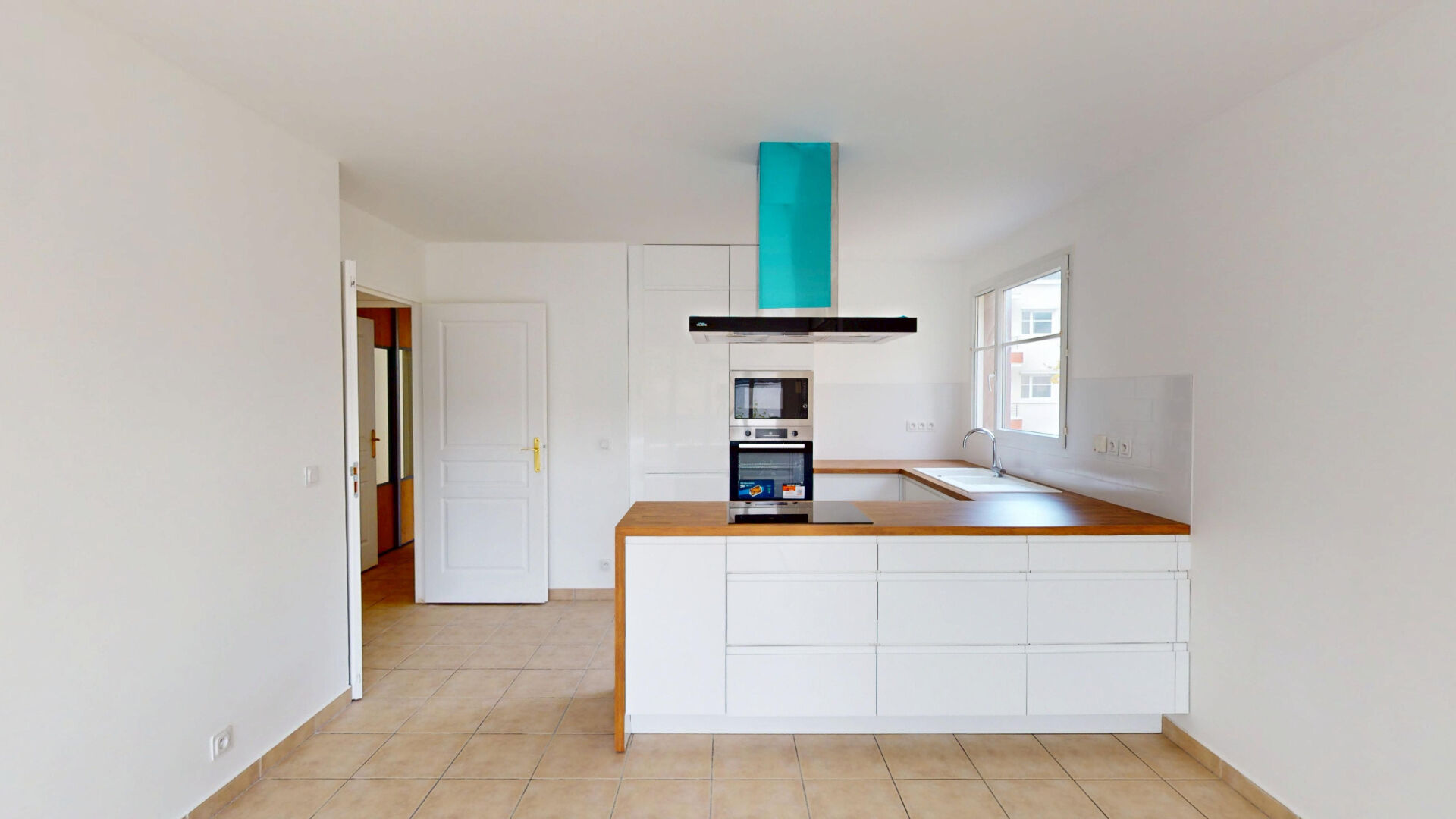 Photo MONTÉVRAIN - 3 PIÈCES - 65 m² - 2 TERRASSES - GARE À PIED image 2/6