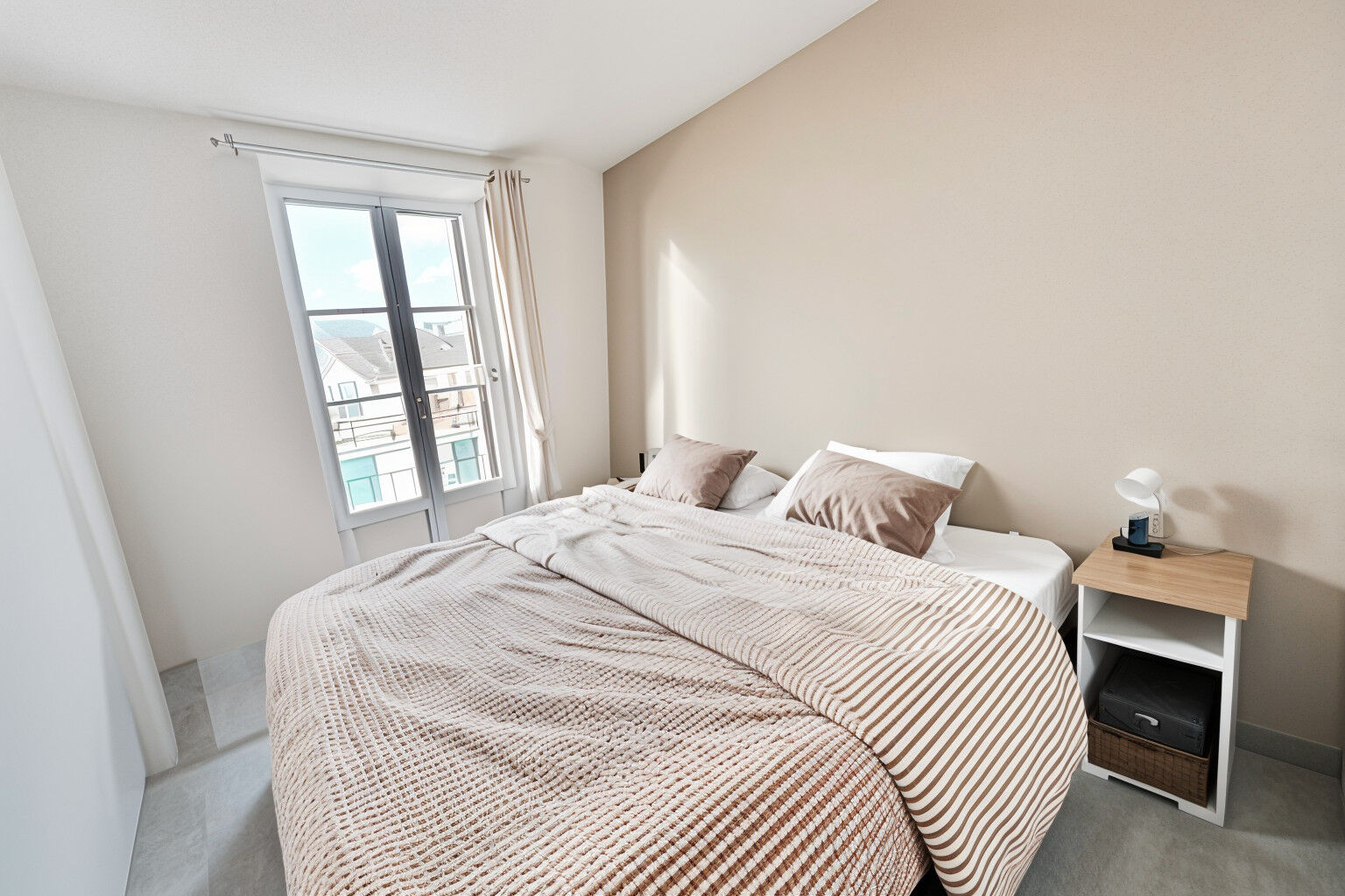 Photo Bailly-Romainvilliers - 3 pièces 54 m2 refait à neuf, dernier étage, au calme image 4/6