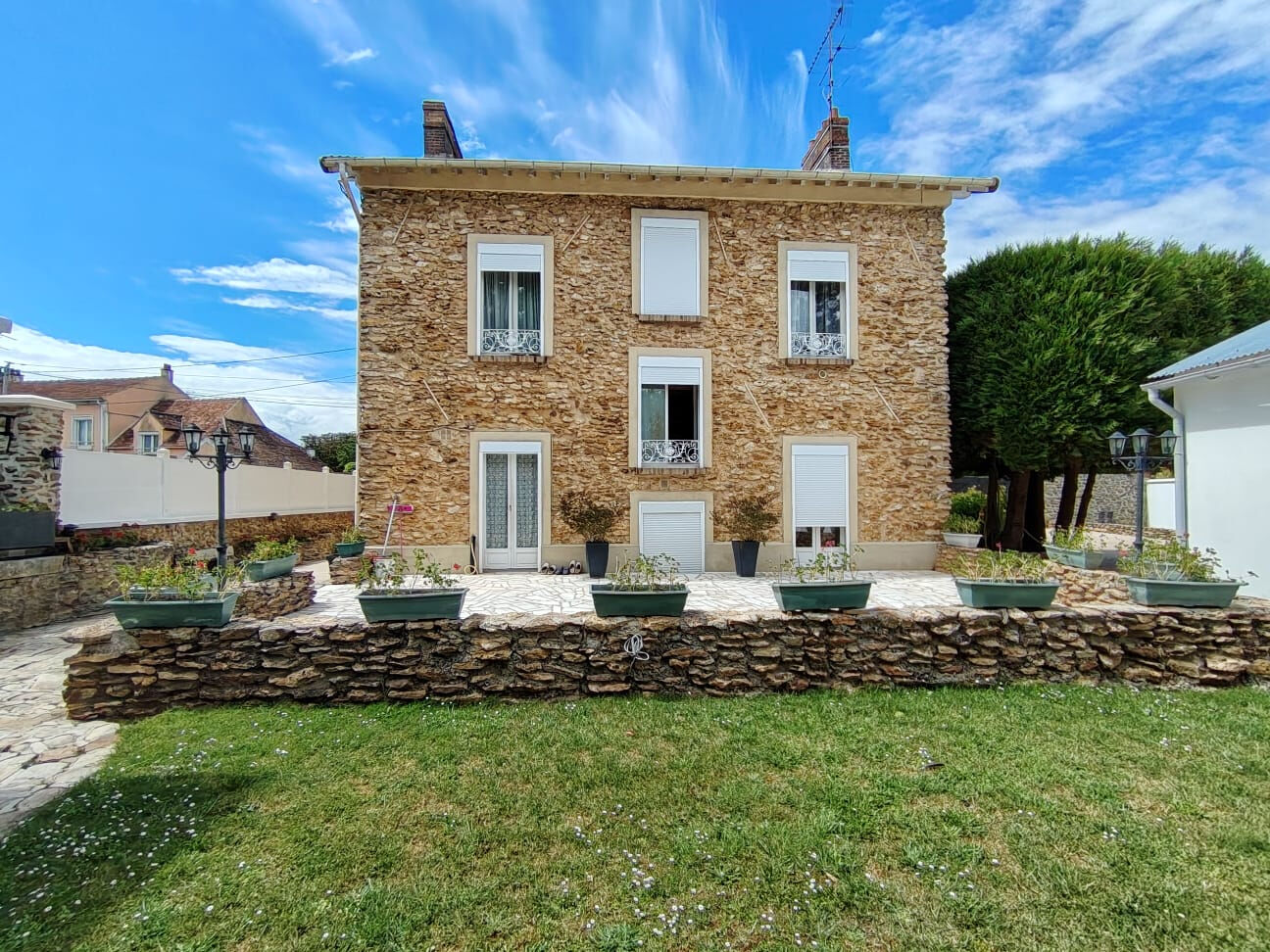 Agence immobilière de L'adresse Concept Premium - L'ADRESSE Concept Premium - Guignes