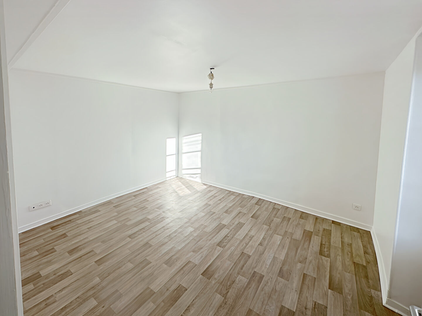 Agence immobilière de L'adresse Concept Premium - L'ADRESSE Concept Premium - Guignes