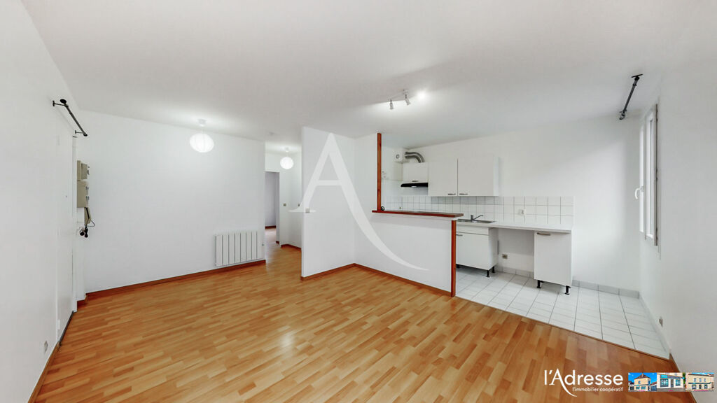 Photo Appartement Brie Comte Robert 2 pièce(s) 41.08 m2 image 2/6