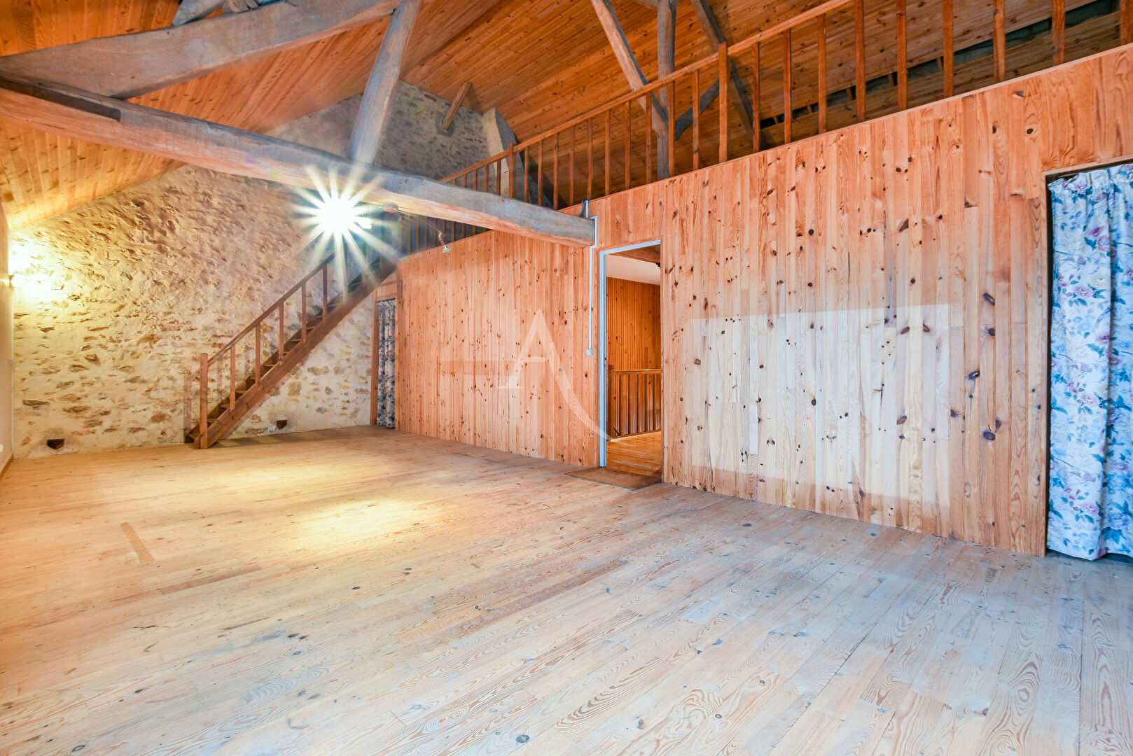 Maison de ville 4 Chambres 230m²