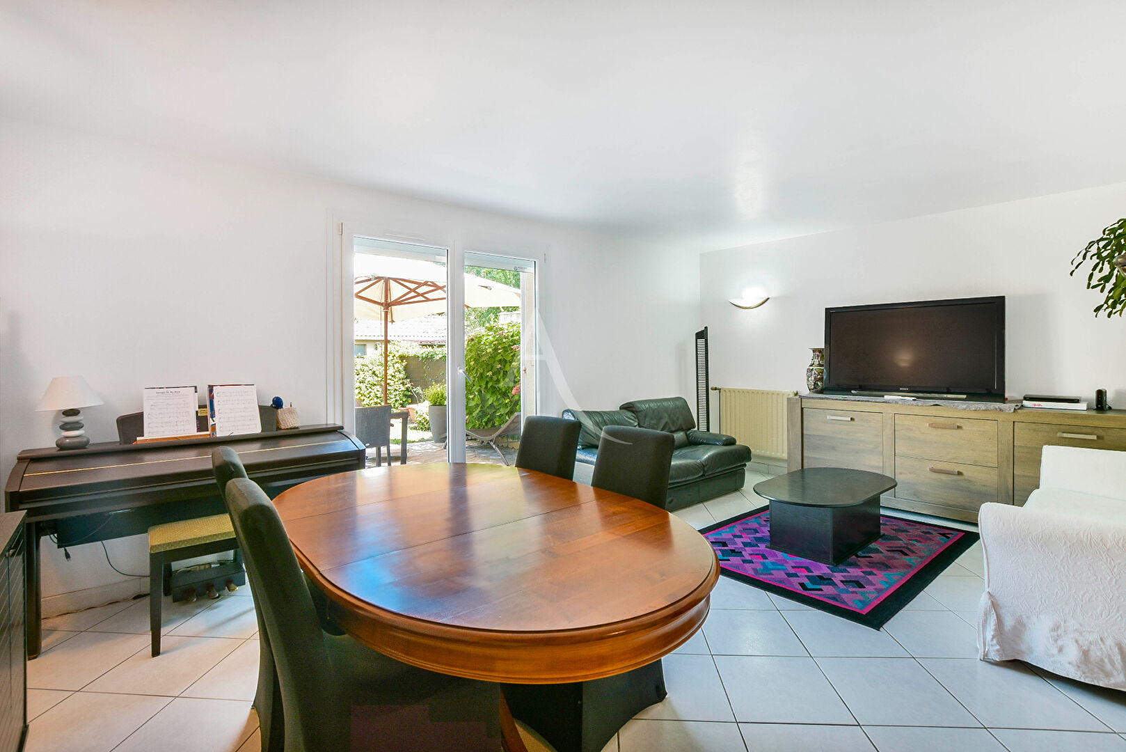 Photo Découvrez Votre Future Maison : T4 de 89 m² à MOISSY-CRAMAYEL Exclusivité - Maison 4 Pièces image 3/6