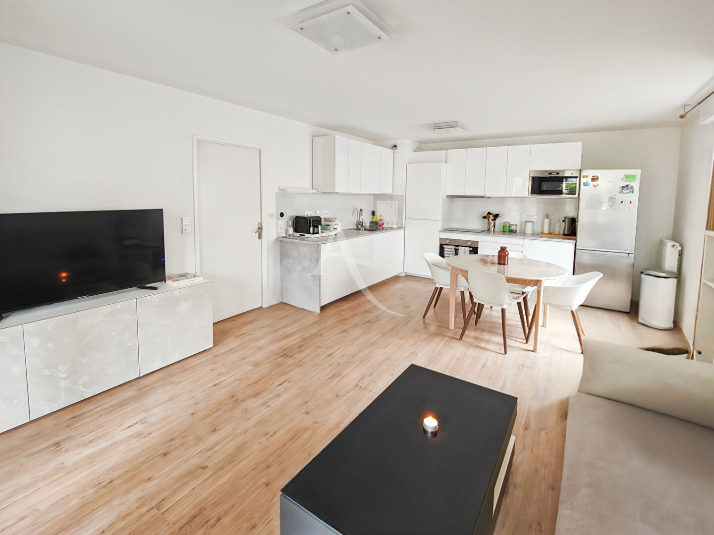 Photo Appartement Melun 3 pièce(s) 56,01 m2 BAIL MEUBLE image 2/6