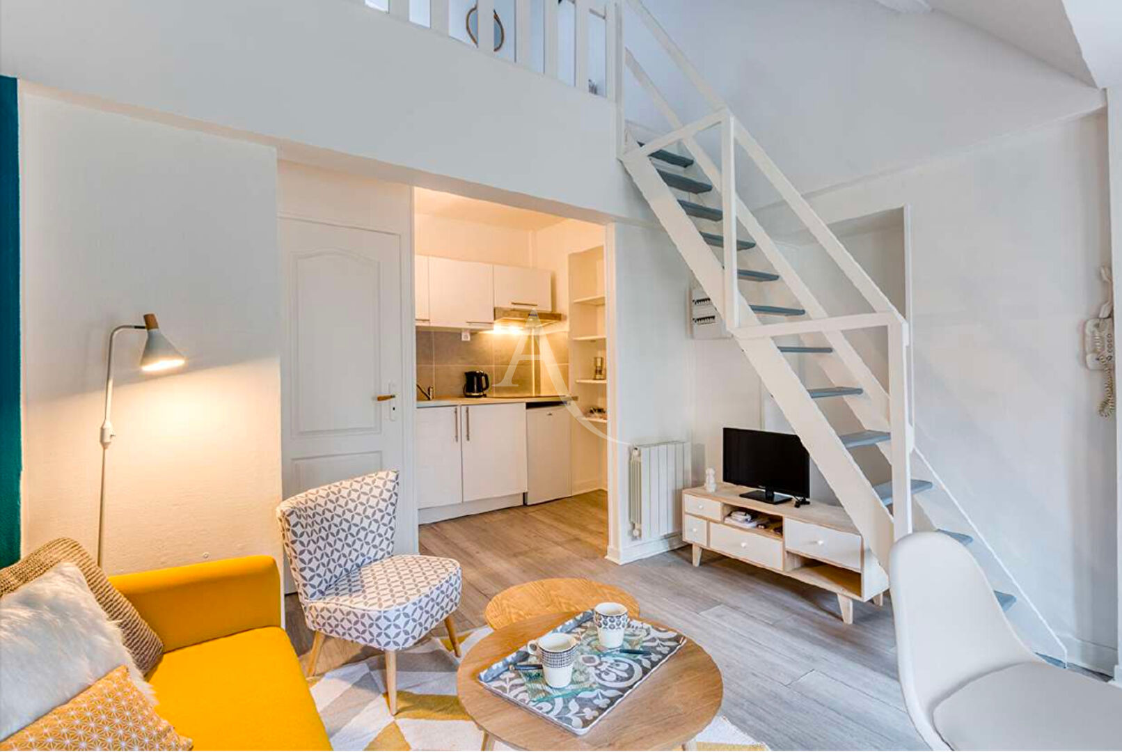 Photo F2 meublé centre ville de Melun image 3/6