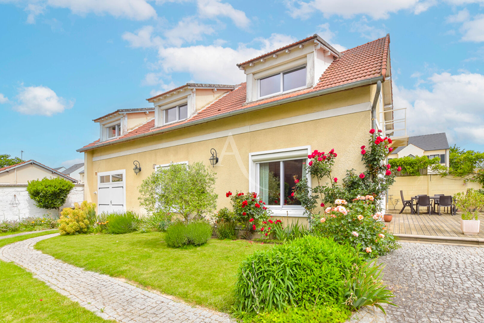 Pavillon 3 chambres de 150m²
