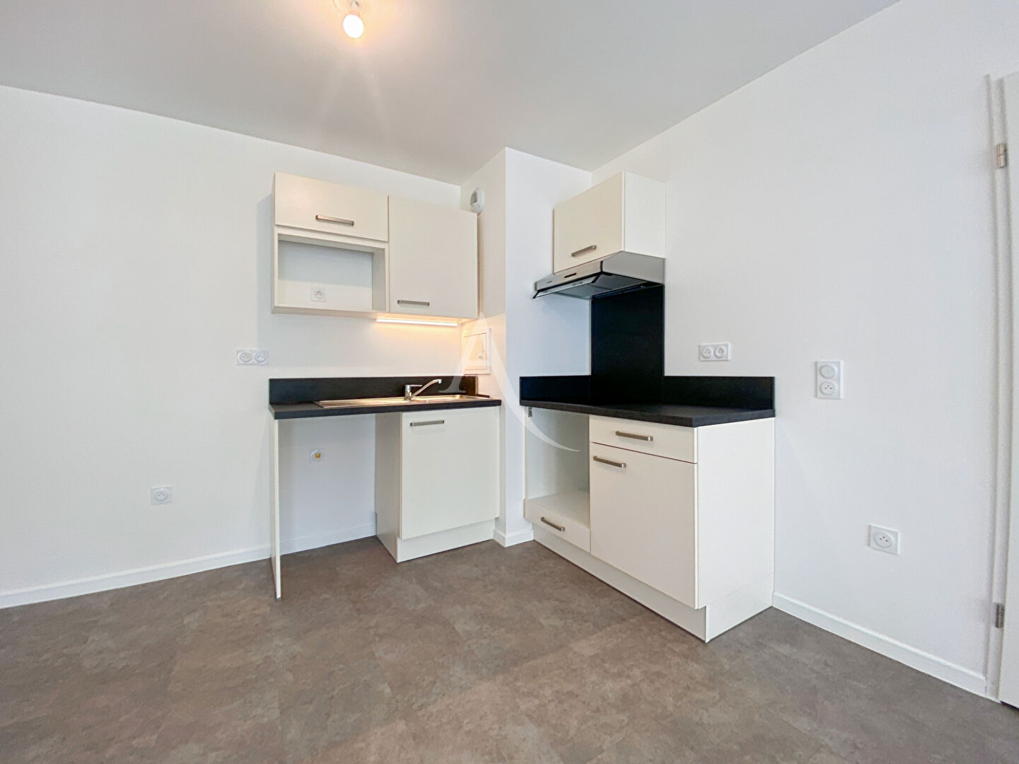 Photo Appartement Melun 3 pièce(s) 61 m2 image 4/6