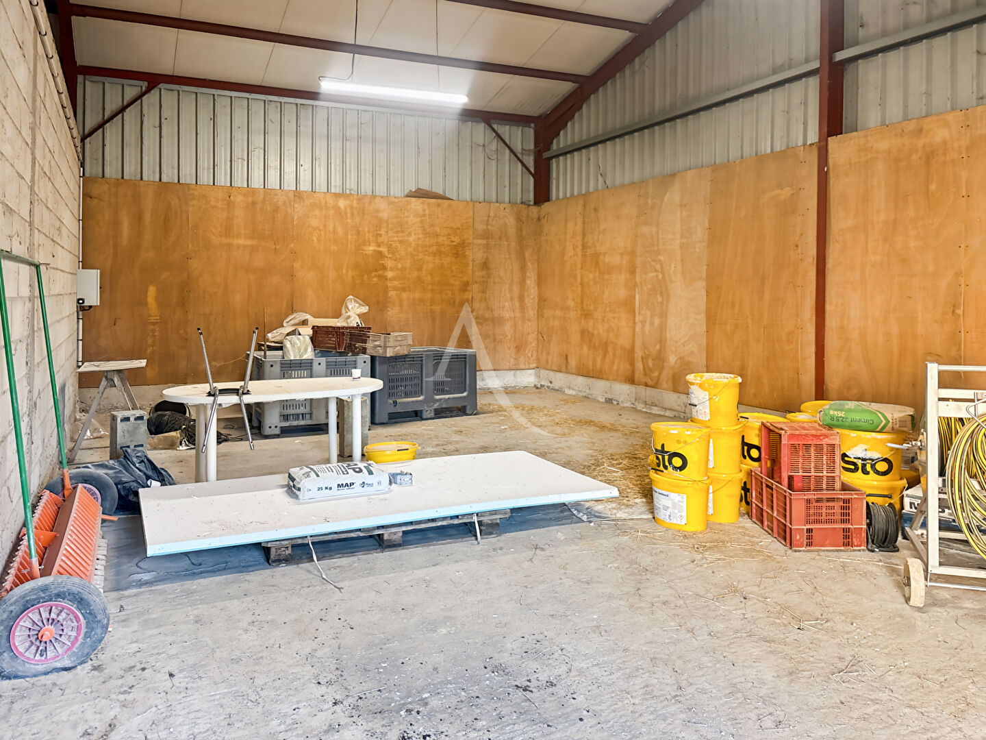 Photo Entrepôt de 60,42m2 PERIGNY SUR YERRES image 4/6