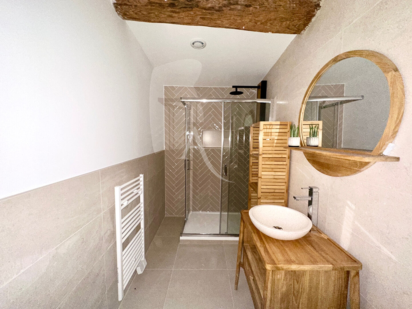 Photo Appartement Loupian T3 57m² refait à neuf meublé image 4/6