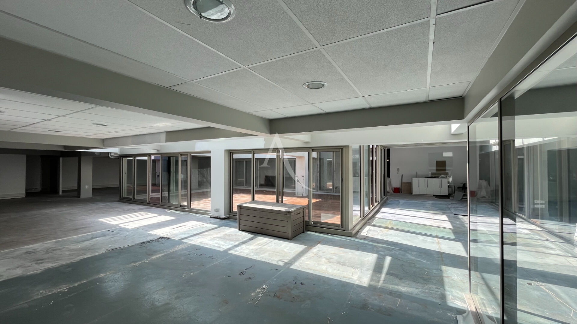 Photo Local Paris 452 m2 image 2/6