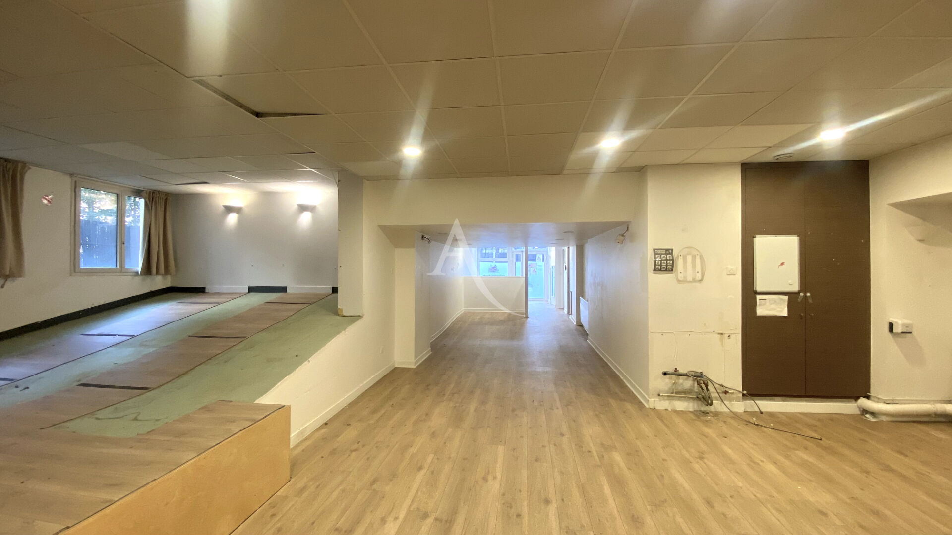 Photo Murs libres à vendre Paris 13e 200 m2 image 5/6