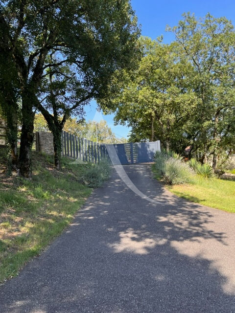 Photo Maison de 240m² habitable à 10 minutes ouest de CAHORS. image 3/6