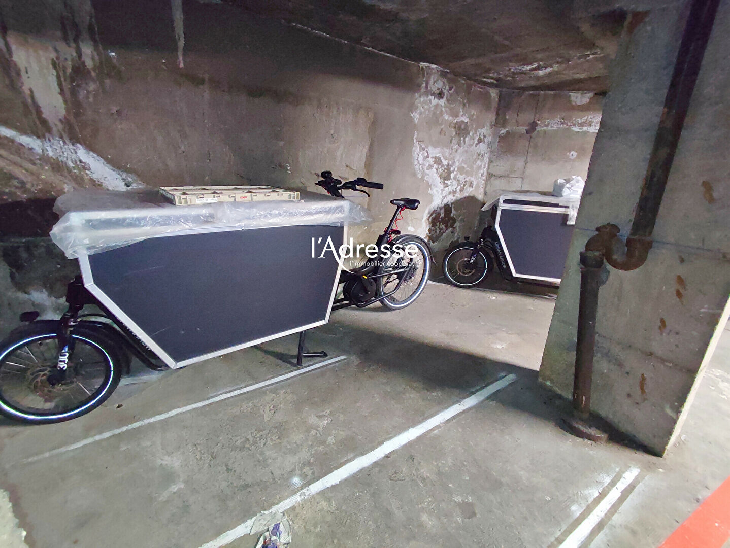 Photo Parking - Métro Pasteur (Paris 15e) image 2/6