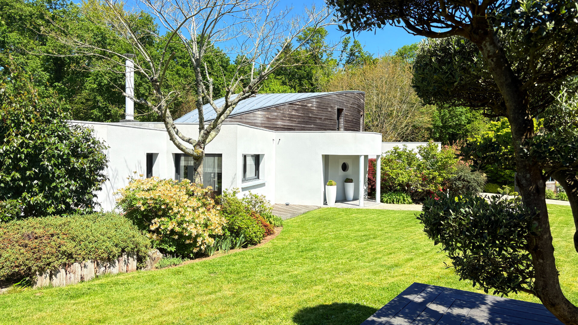 Photo Maison d'architecte au bord de l'Odet. image 1/6