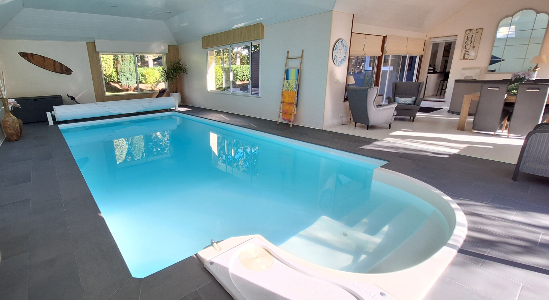 Fouesnant, côté Mousterlin, Maison de 4 chambres avec piscine couverte