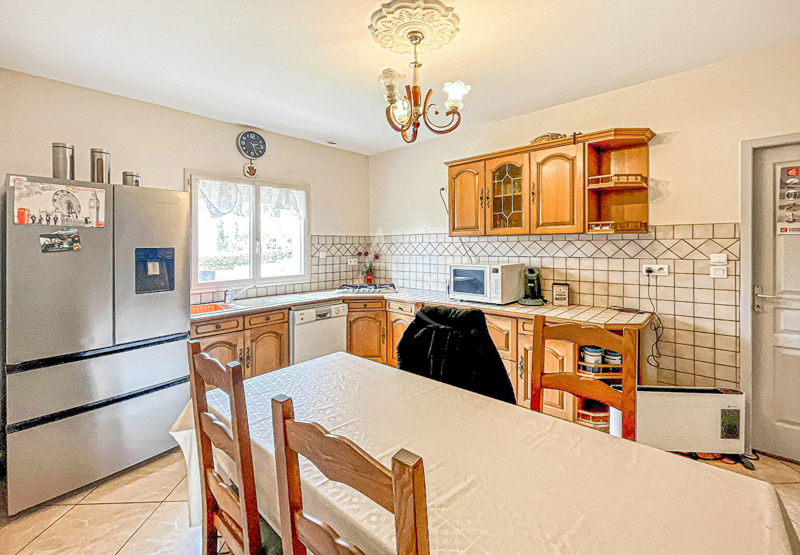 Photo A VENDRE - Grande maison de plain-pied image 4/6