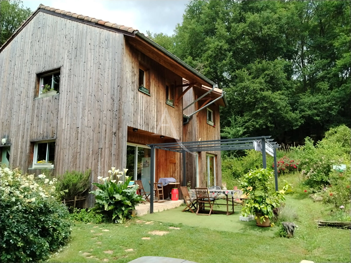 Photo Belle maison proche Villefranche-du-Périgord, 3 chambres, terrain 5200m² image 1/6