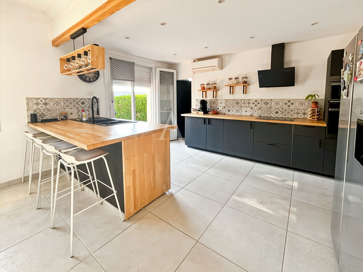 Photo Jolie Maison de plain pied avec piscine proche centre Prayssac image 5/6