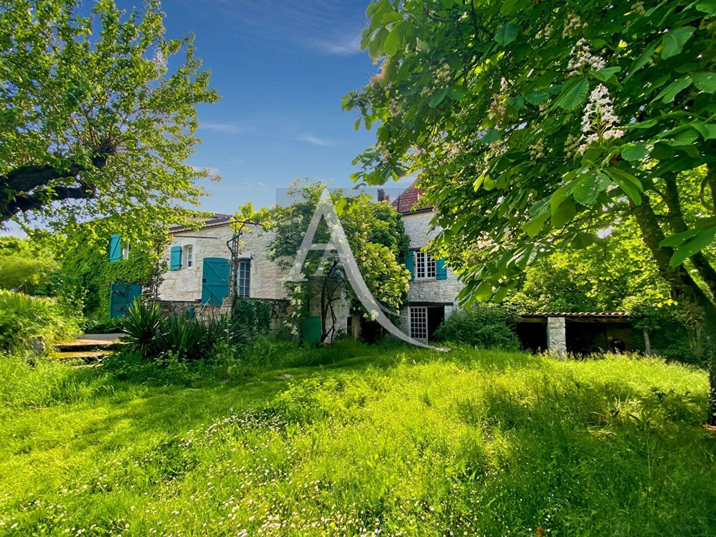 Photo Propriété en pierres avec 26 hectares .. image 5/6