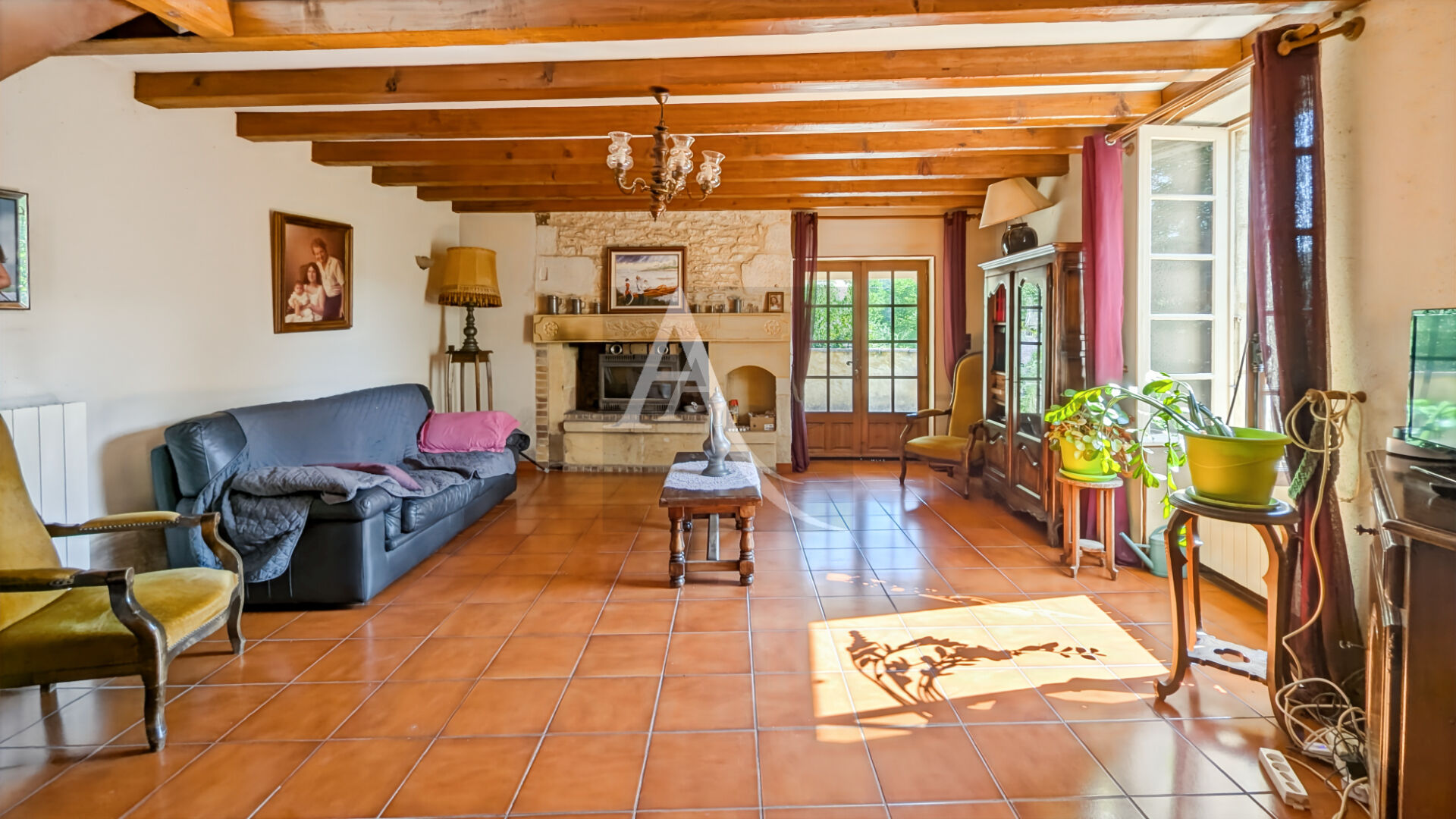 Photo Charmante maison en pierres image 2/6