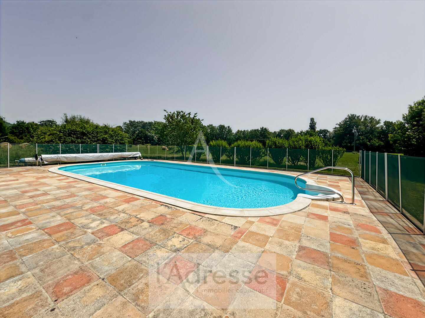 Photo Propriété en pierre avec piscine et dépendances à Duravel (46700) image 4/6