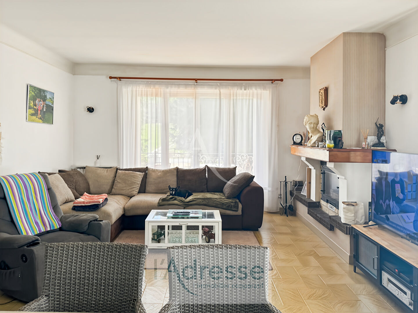 Photo Belle Maison Spacieuse avec beau terrain Arboré image 5/6