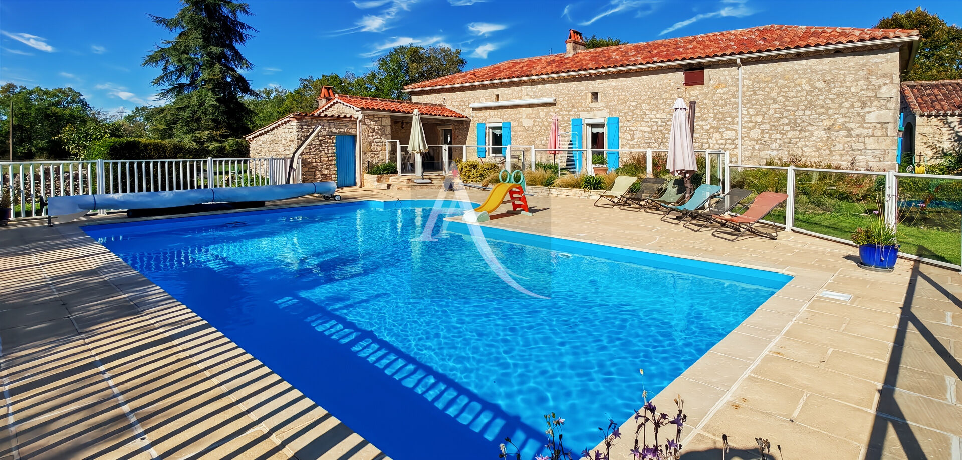 Photo Belle propriété sur un peu plus de 3 hectares en pleine nature image 4/6