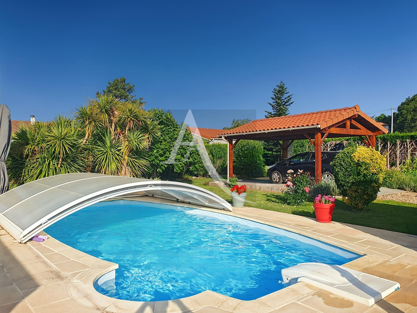 Photo Maison avec piscine sur 1200 m2 de terrain clos image 3/6