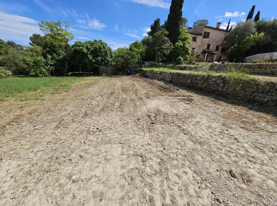 Photo MOUGINS - TERRAIN image 3/6