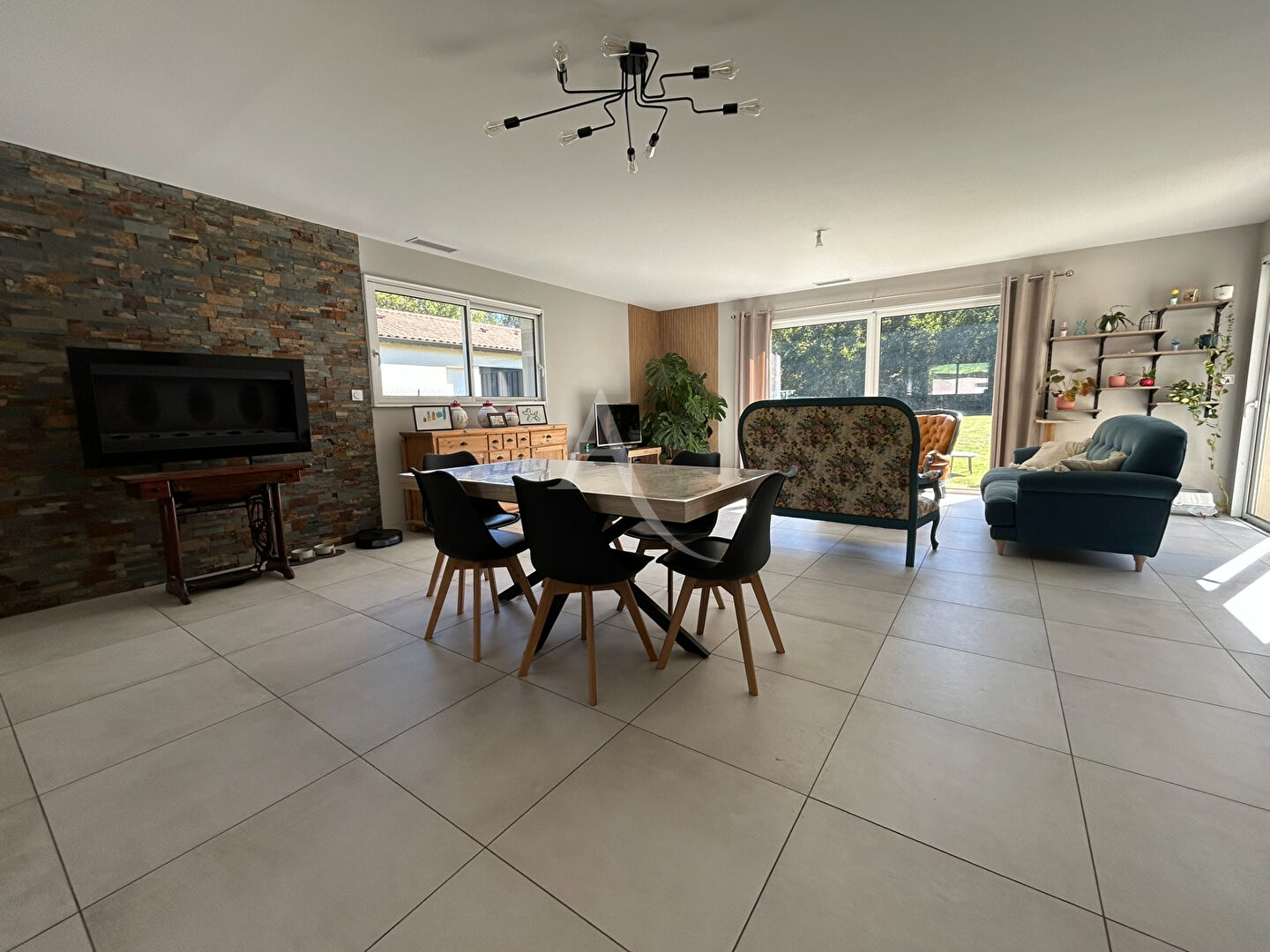 Maison récente de plain pied