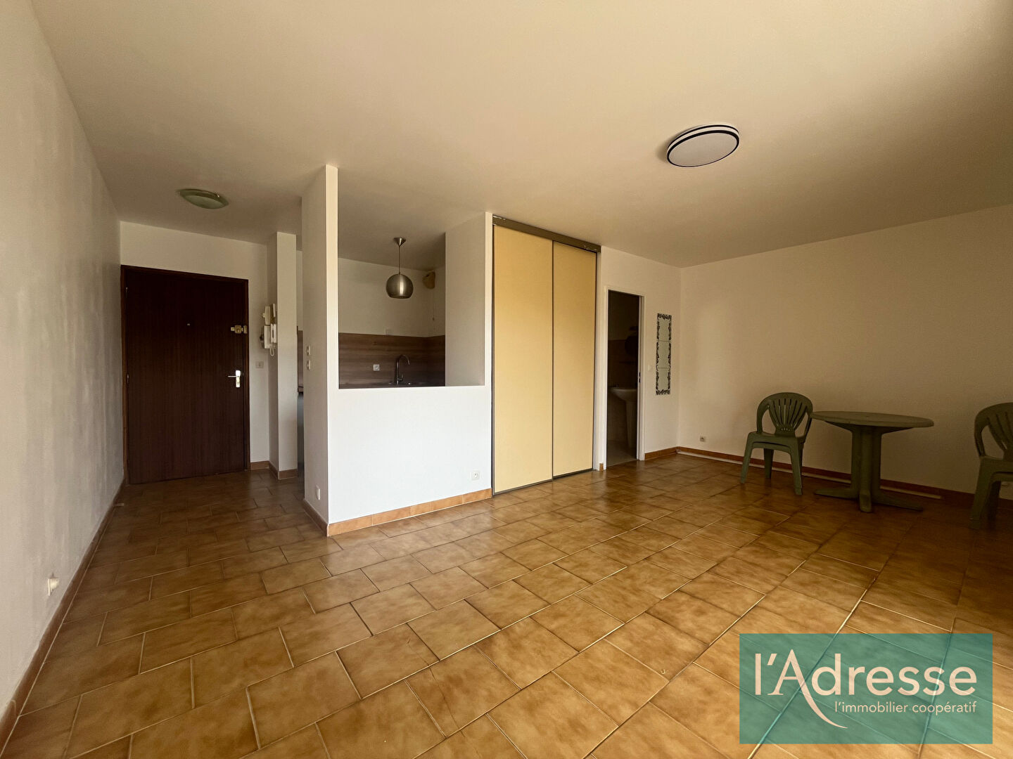 Studio Ajaccio 32 m² -  Proximité centre ville  -  Parking - Vue dégagée