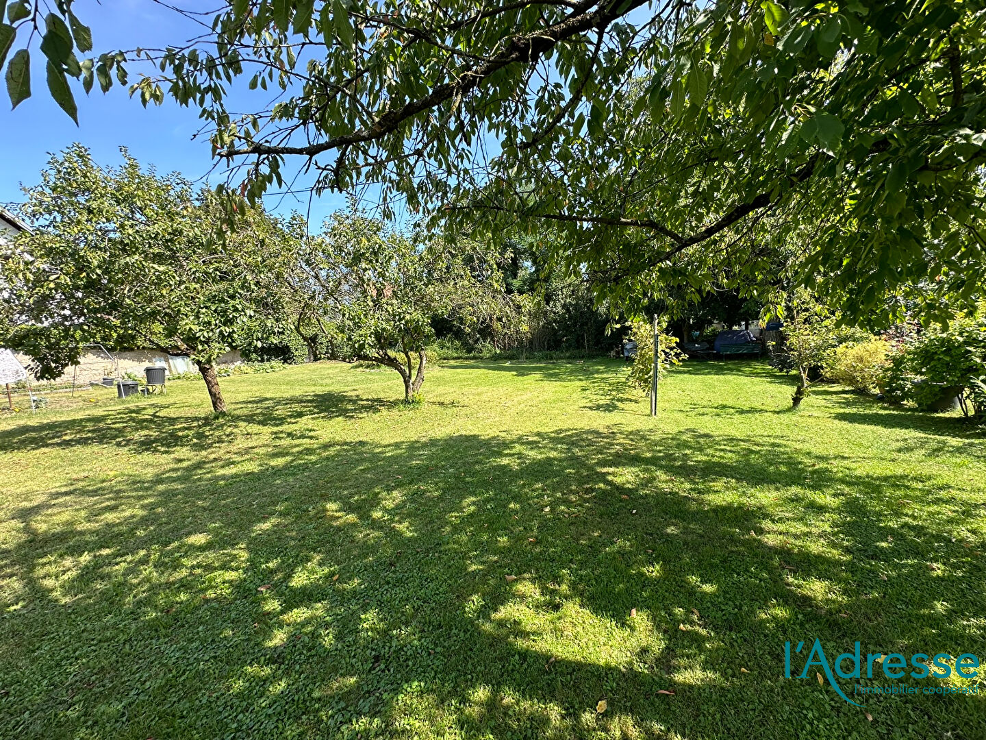 SUPERBE TERRAIN DE CONSTRUCTION  HORS LOTISSEMENT