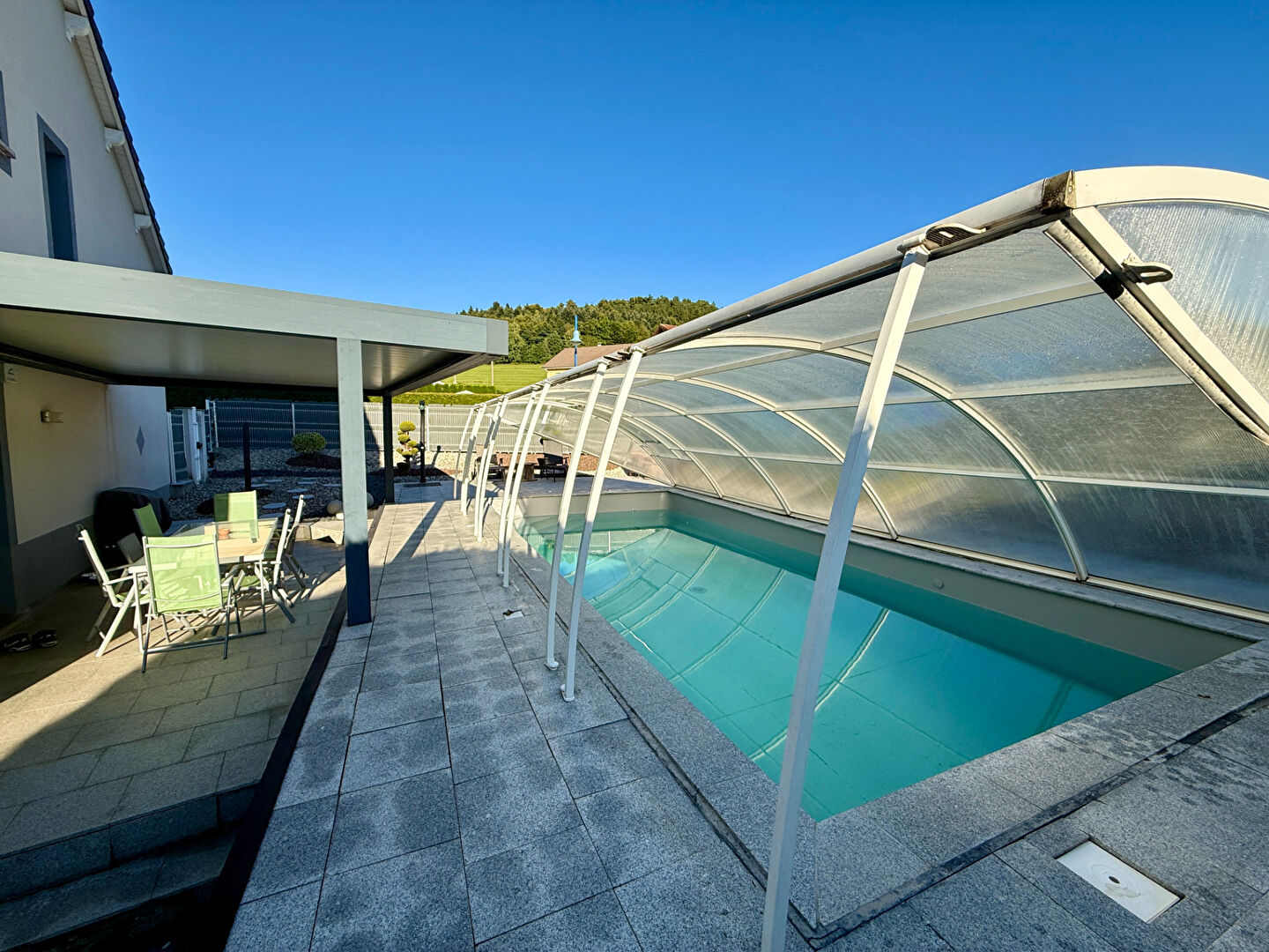 Photo Maison  12 pièces 238 m2 avec piscine image 3/6