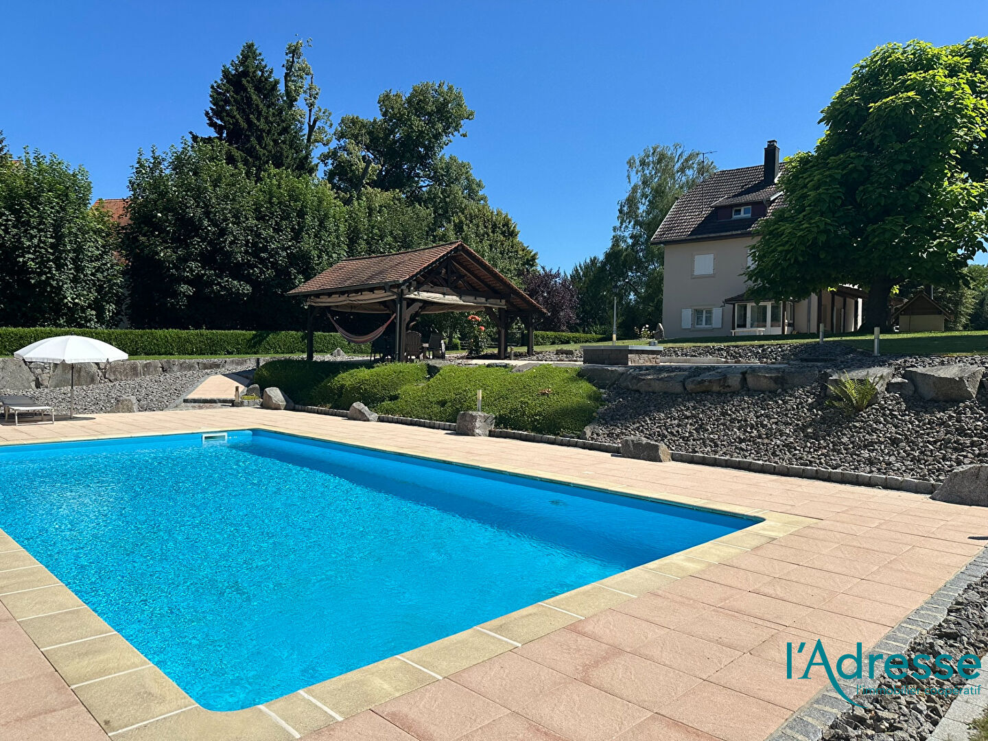 Photo Magnifique propriété  de 138 m² sur 22 ares avec Piscine image 2/6