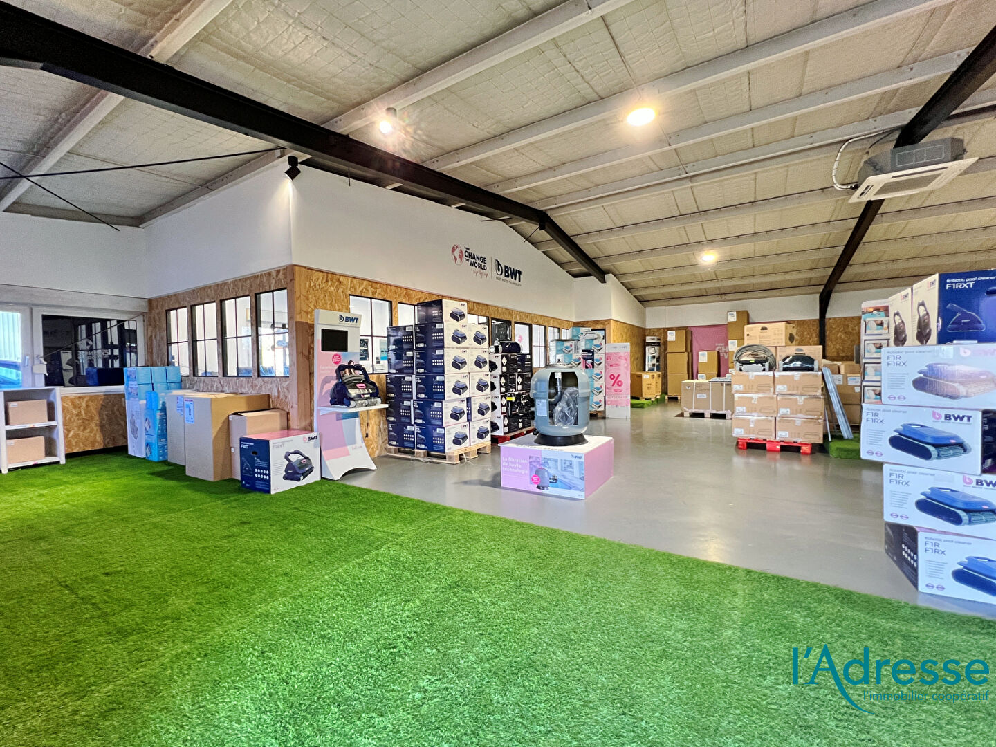 Photo Local d'activité  931 m2 image 5/6