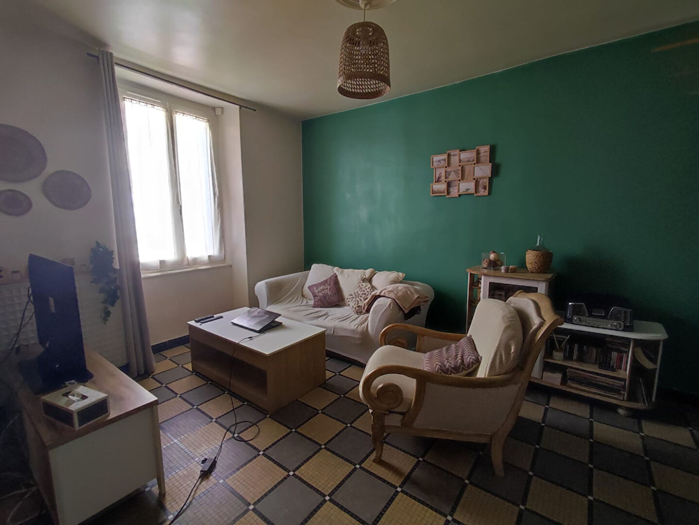 Photo Ensemble immobilier de 189m² à MONTREVAULT image 2/6