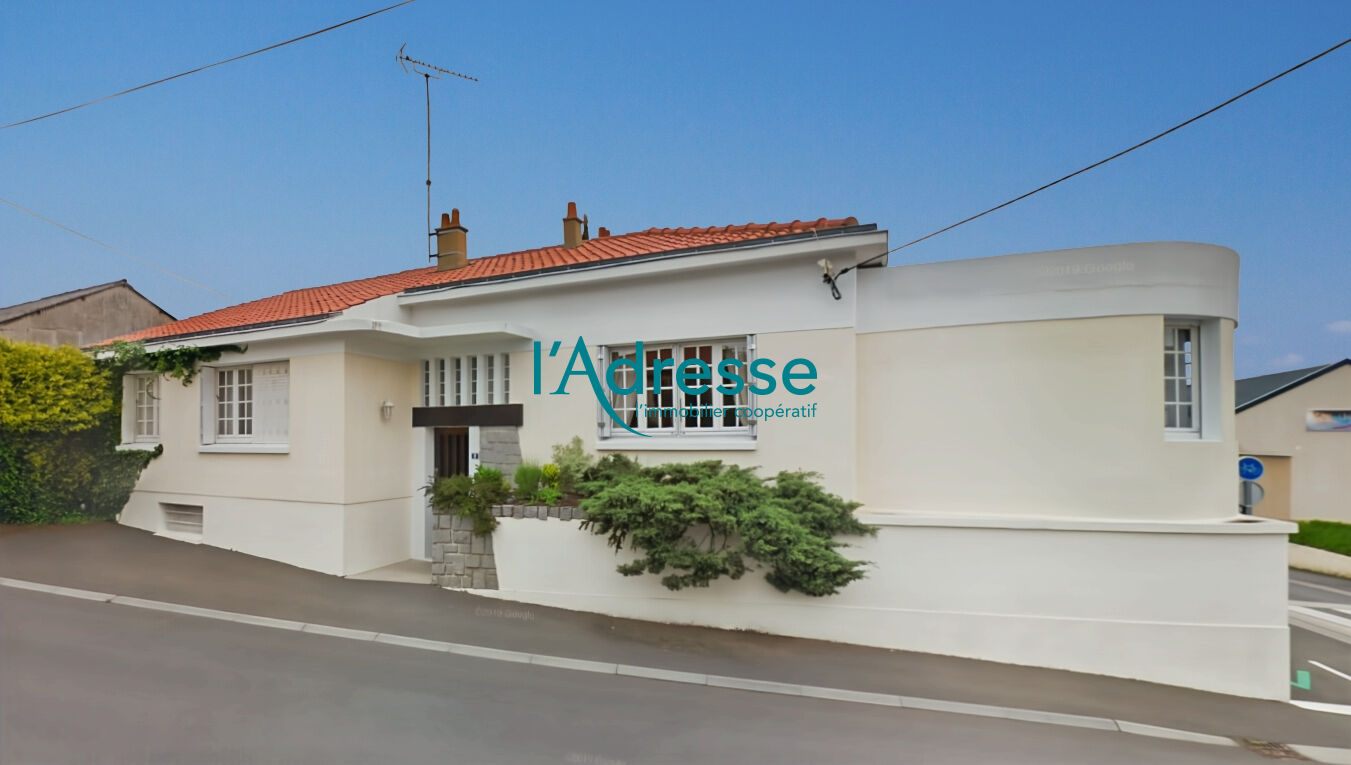 Maison sur sous-sol proche des commodités