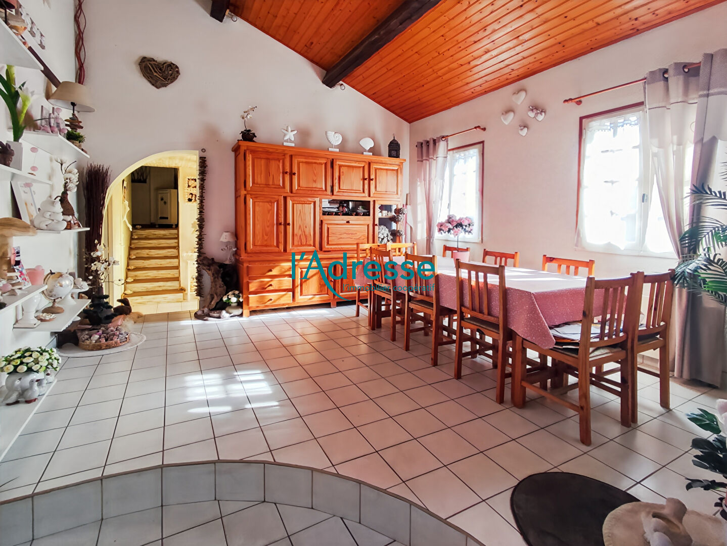 Photo Charmant pavillon atypique sur sous-sol image 2/6