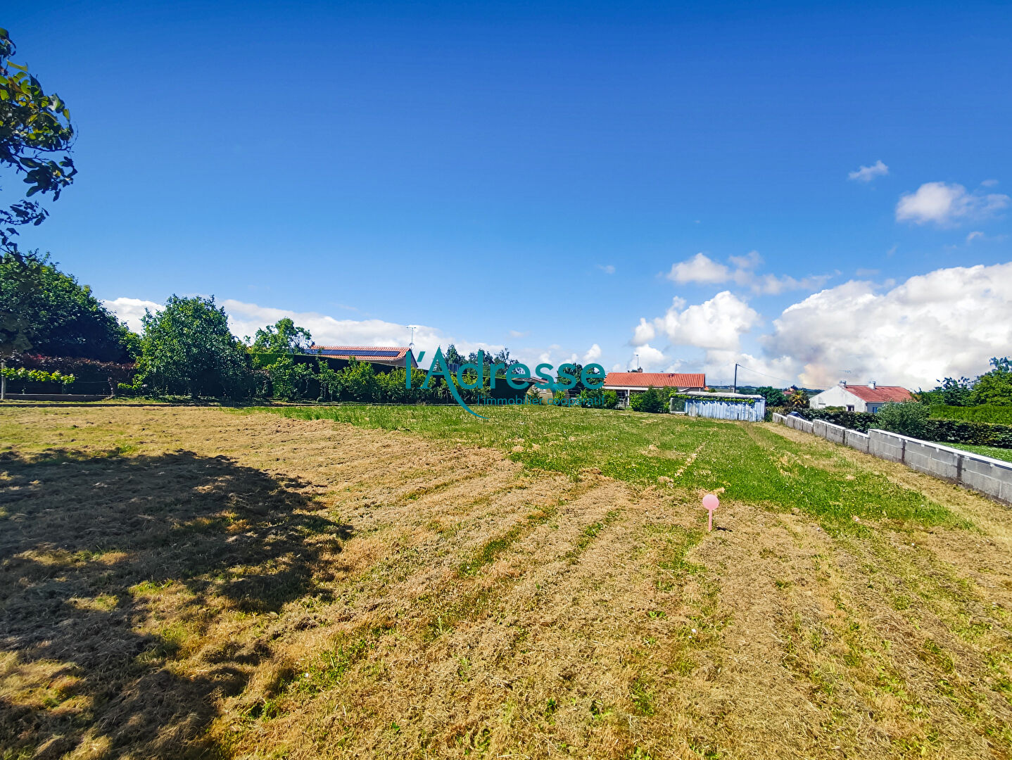 Terrain constructible de plus de 1000 m²