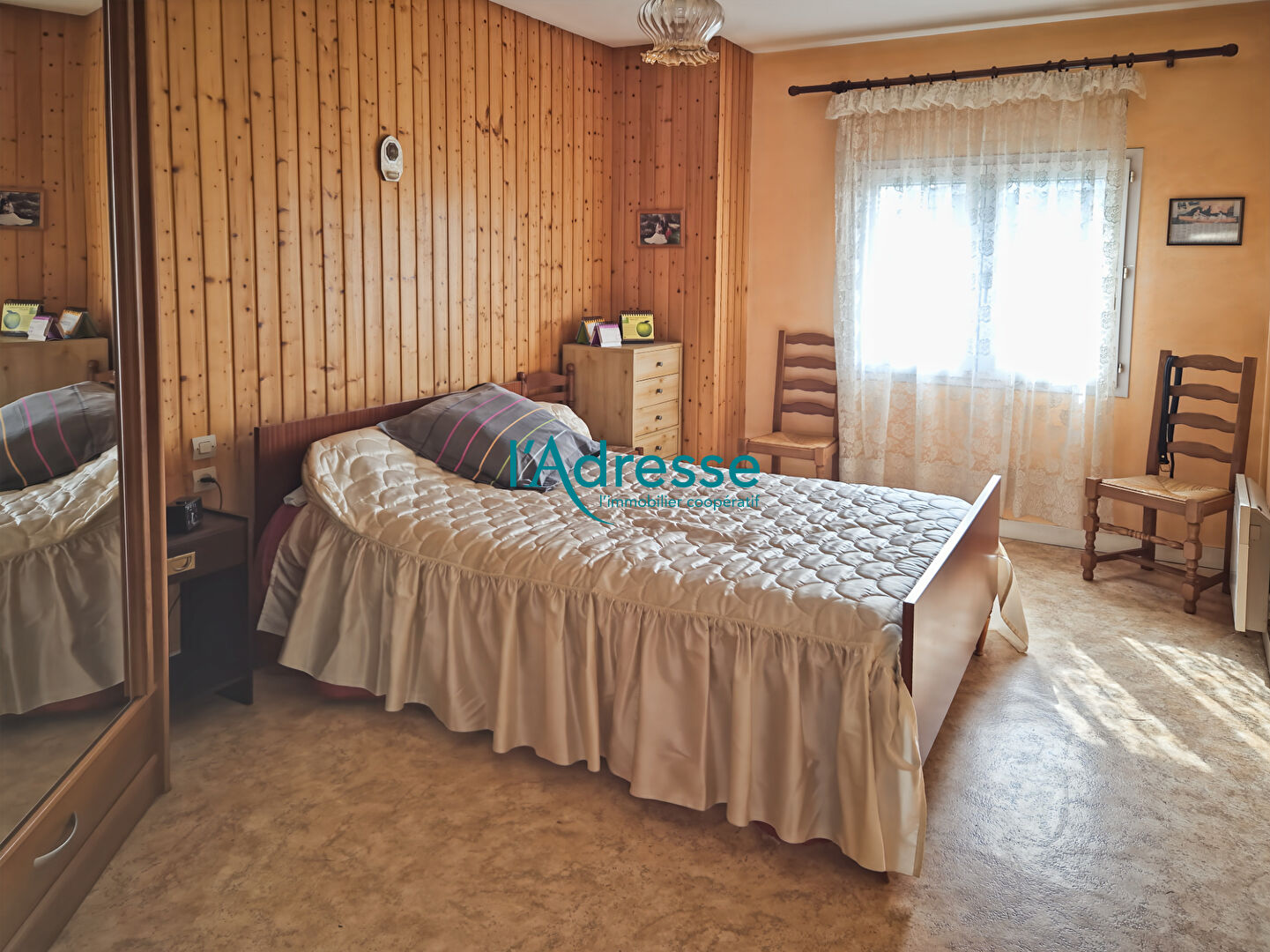 Photo Authentique maison en pierres avec dépendances image 5/6