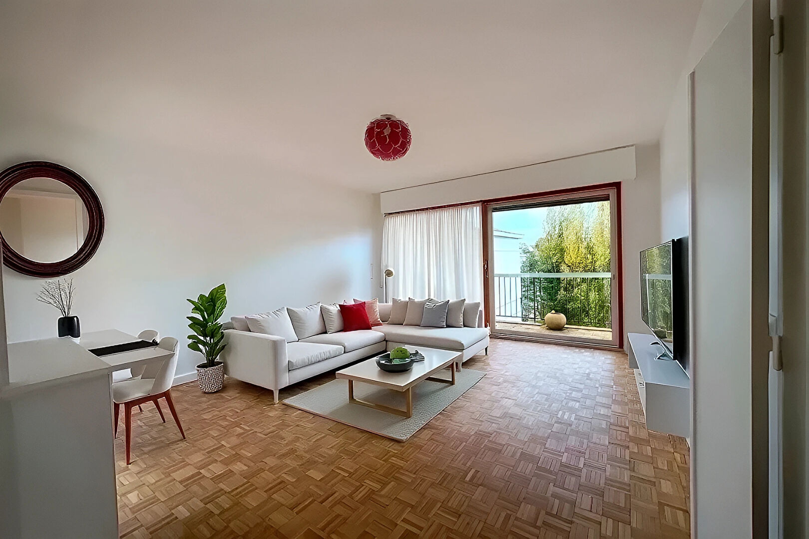 Photo Deux pièces en dernier étage image 2/6