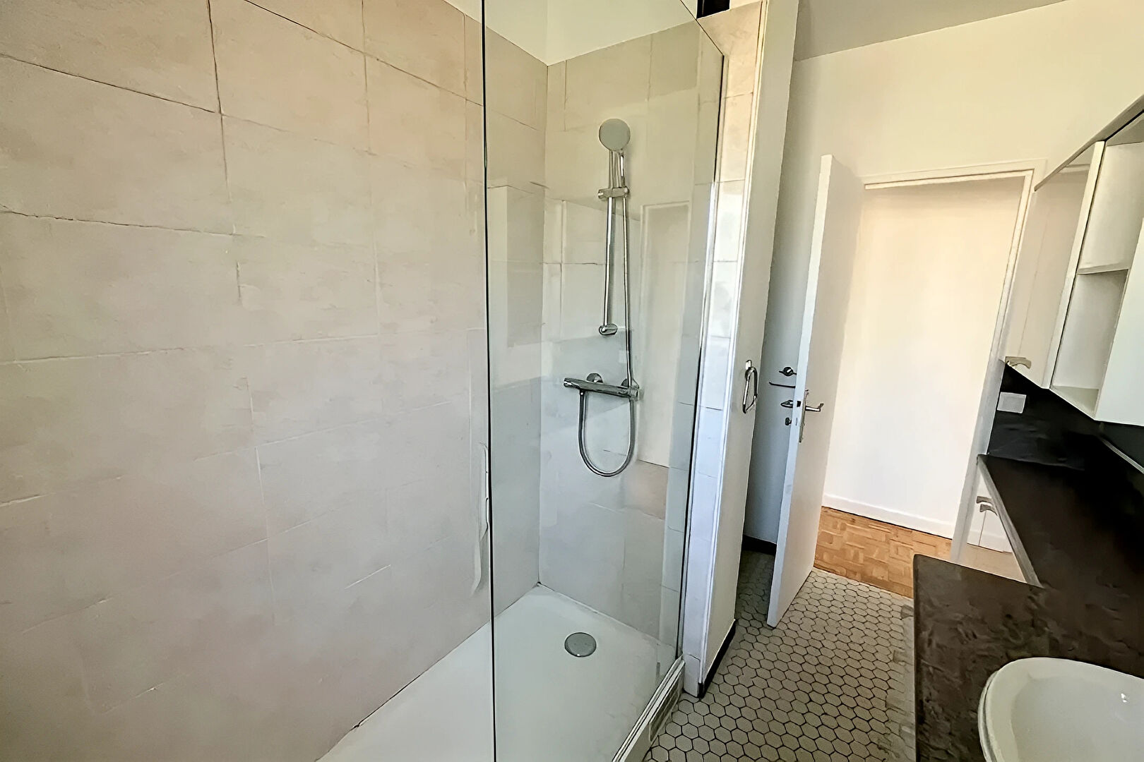 Photo Deux pièces en dernier étage image 6/6