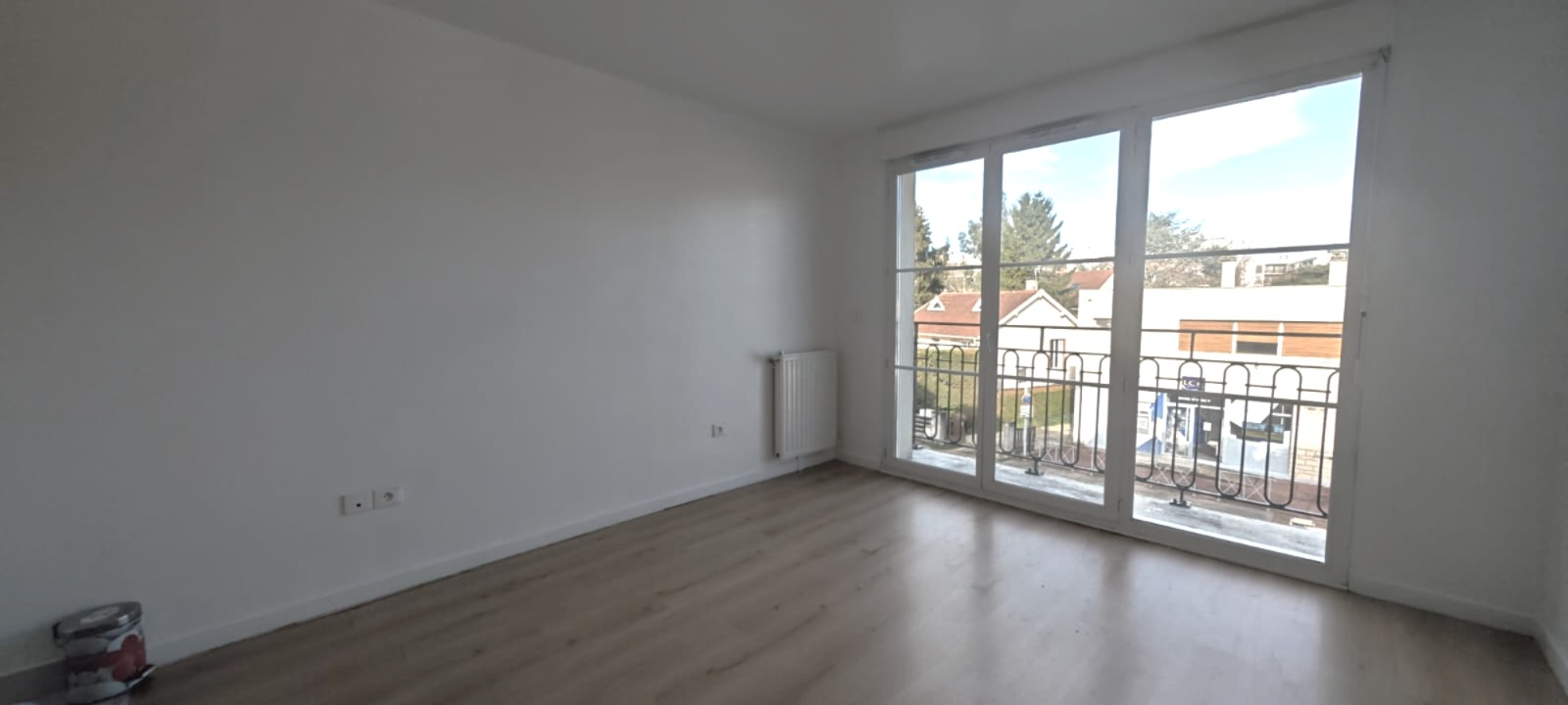 Studio récent - 25m²- Bois d'Arcy